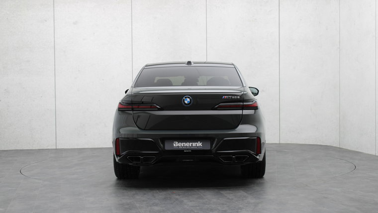 Vehicle Image 38