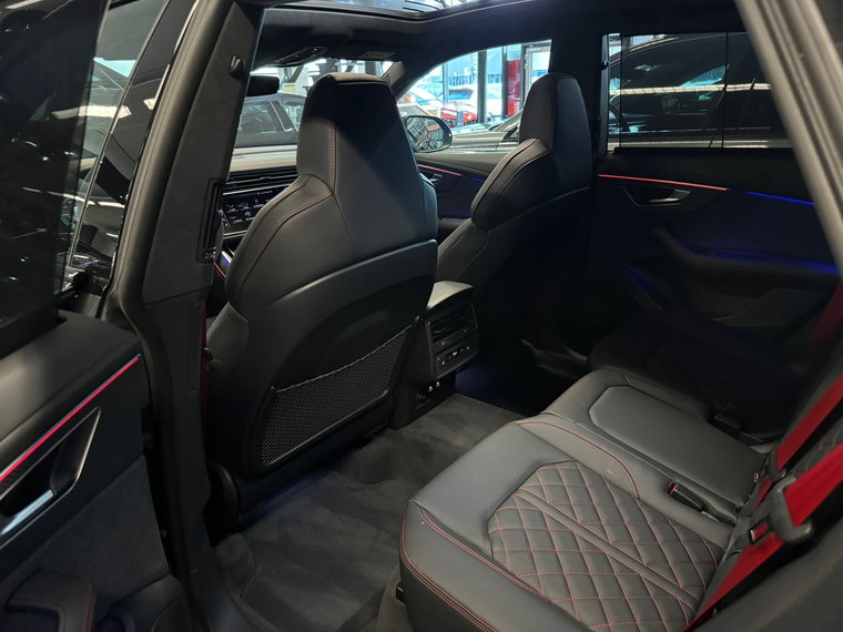 Vehicle Image 37