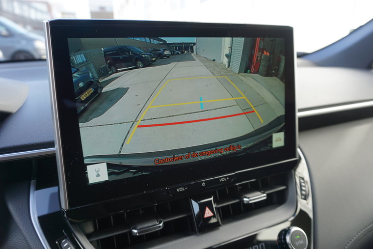 Vehicle Image 18