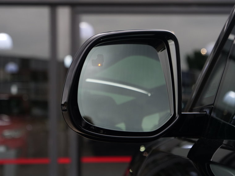 Vehicle Image 37