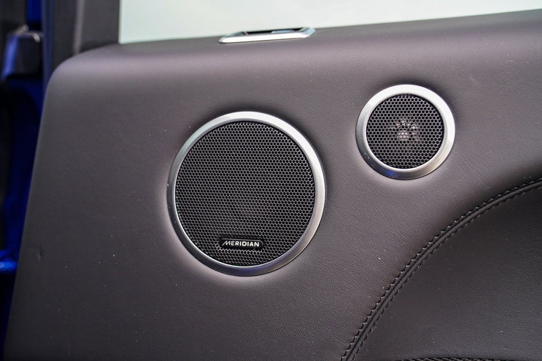 Vehicle Image 23
