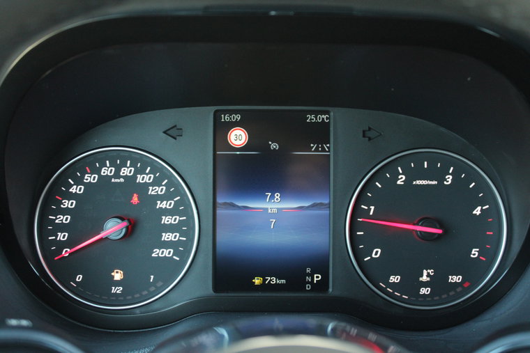 Vehicle Image 22