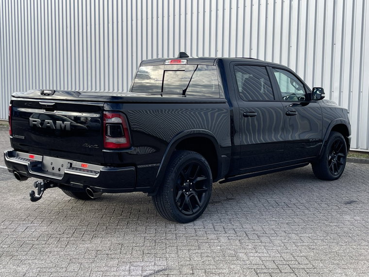 Vehicle Image 17