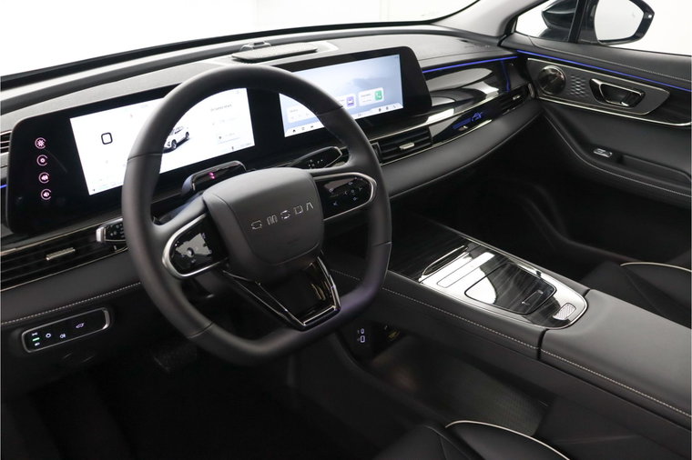 Vehicle Image 17