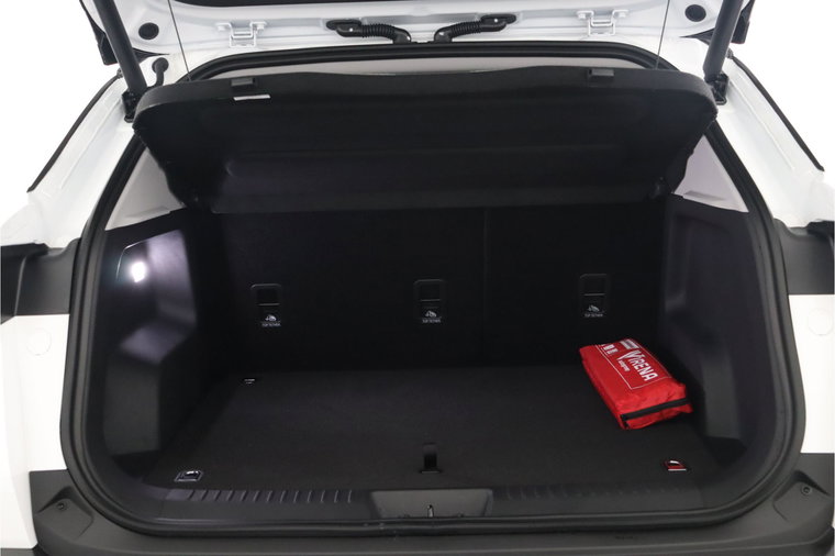 Vehicle Image 33