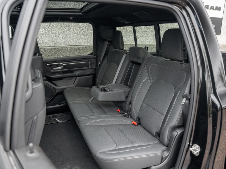 Vehicle Image 50