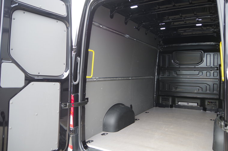 Vehicle Image 37