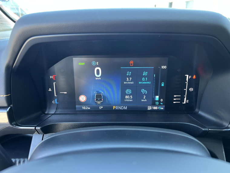 Vehicle Image 32
