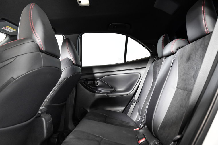 Vehicle Image 7