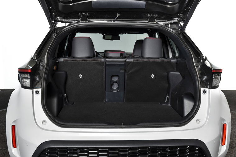 Vehicle Image 8