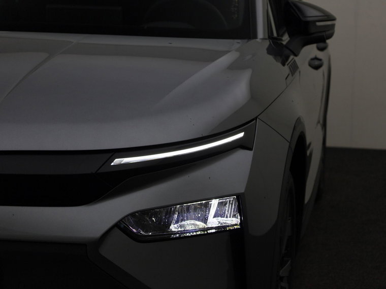 Vehicle Image 31