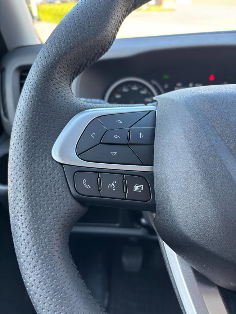 Vehicle Image 39
