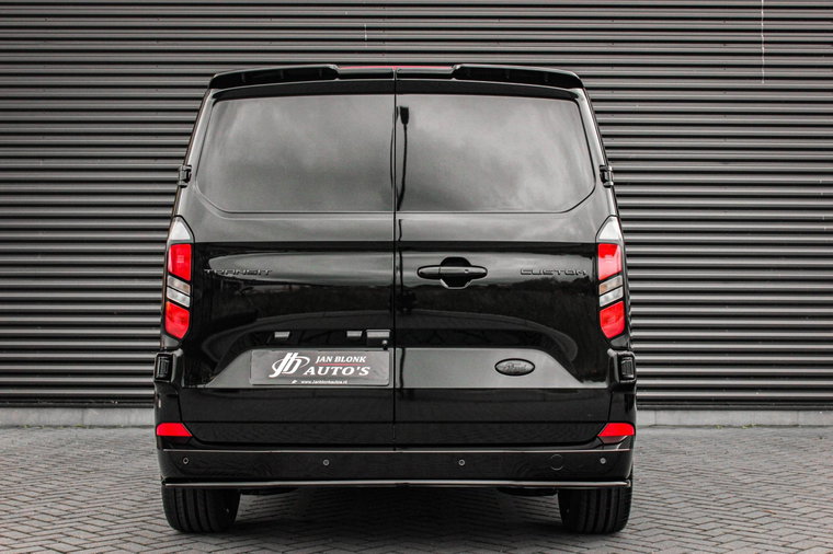 Vehicle Image 36