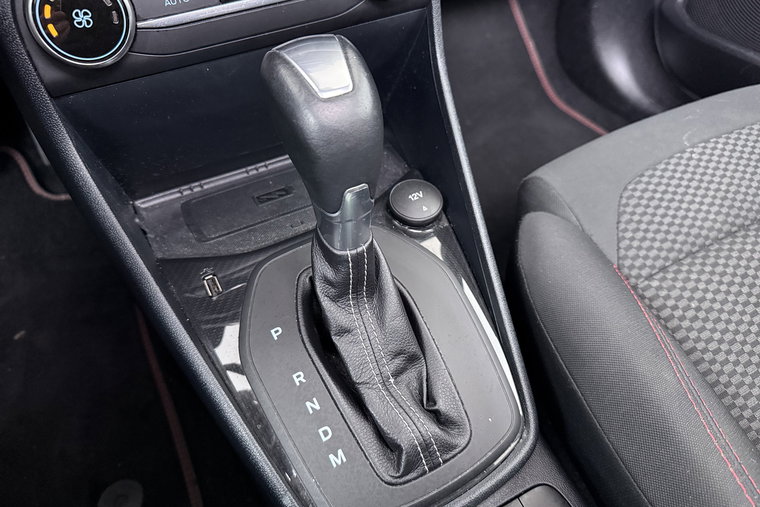 Vehicle Image 30