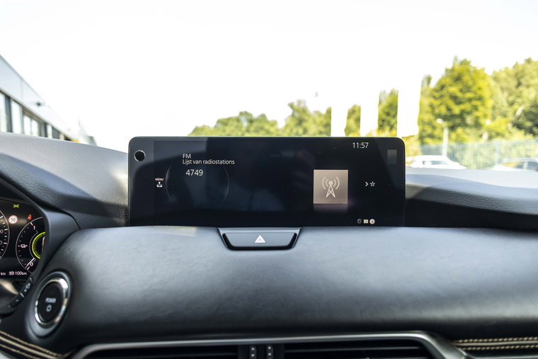 Vehicle Image 38