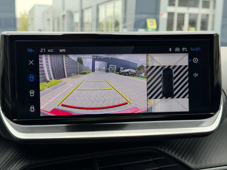 Vehicle Image 30