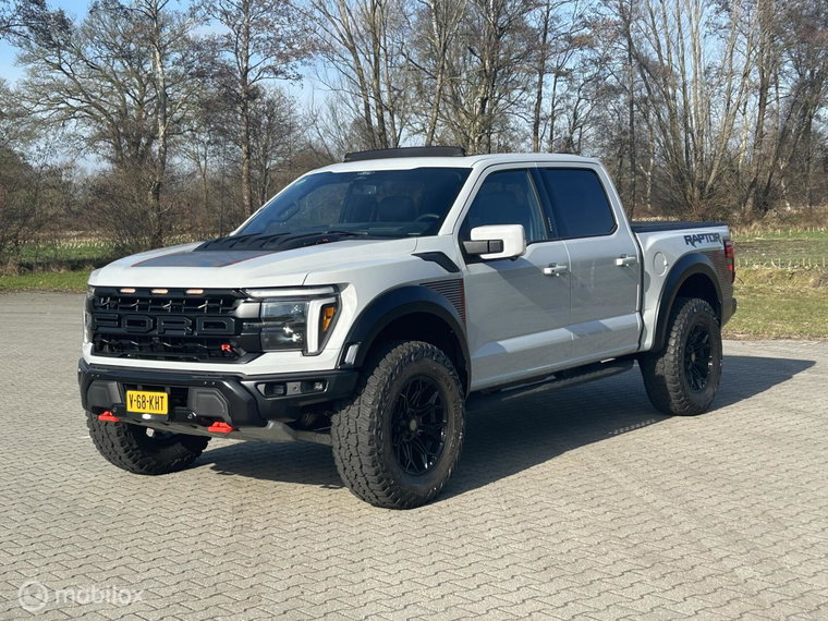 Vehicle Image 38