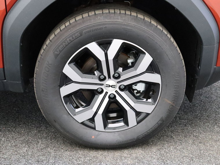 Vehicle Image 40