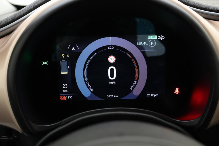 Vehicle Image 21