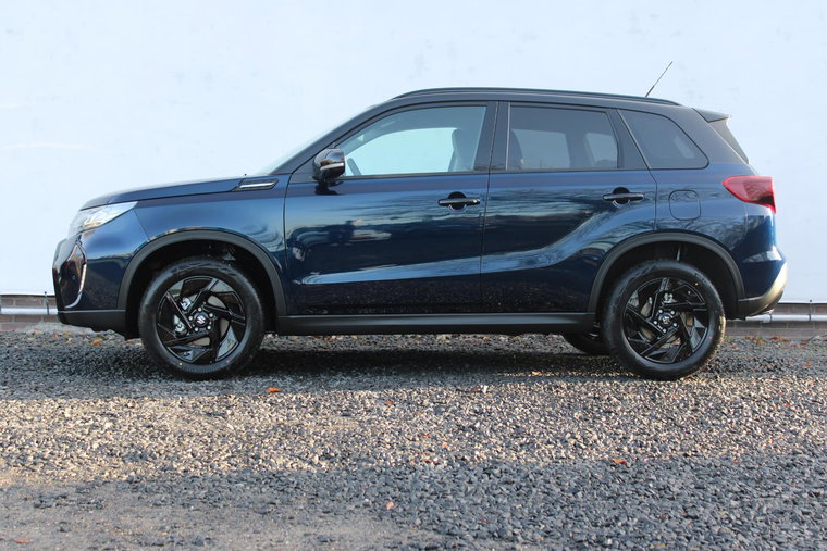 Vehicle Image 16