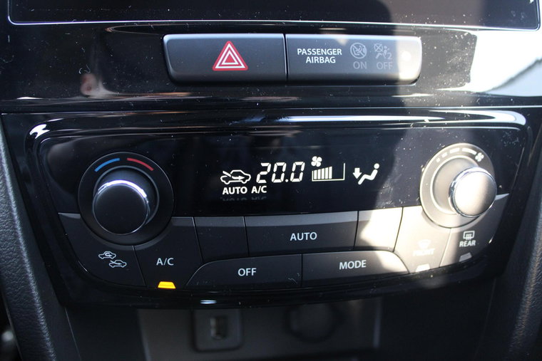 Vehicle Image 28