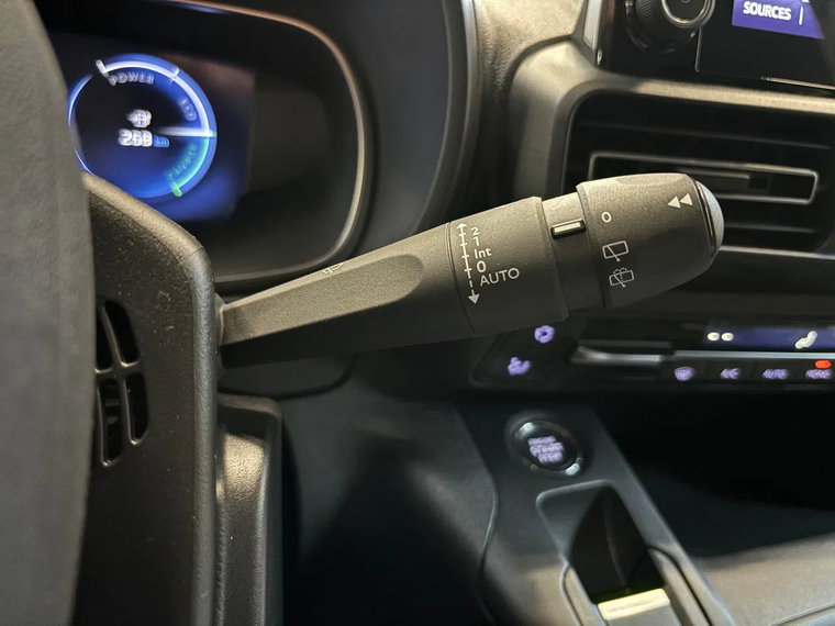 Vehicle Image 23