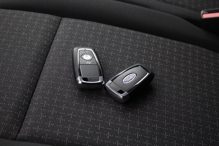 Vehicle Image 40
