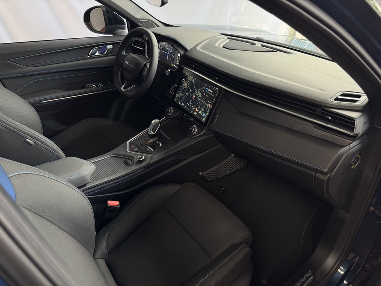 Vehicle Image 31