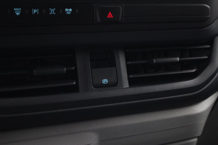 Vehicle Image 41
