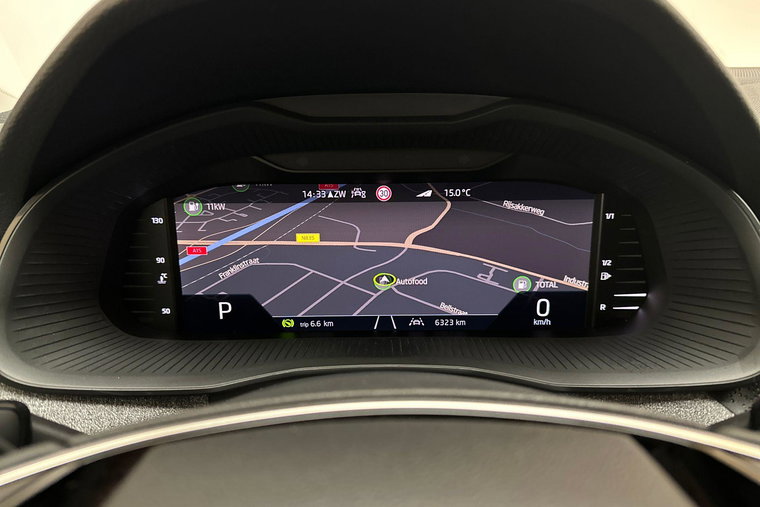 Vehicle Image 22