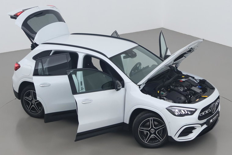 Vehicle Image 6