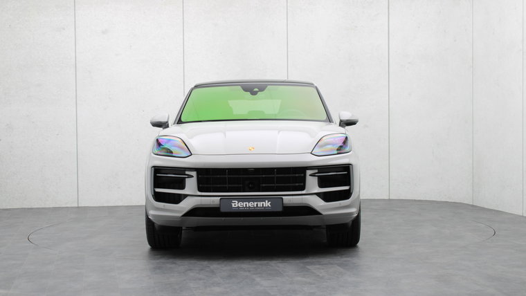 Vehicle Image 32