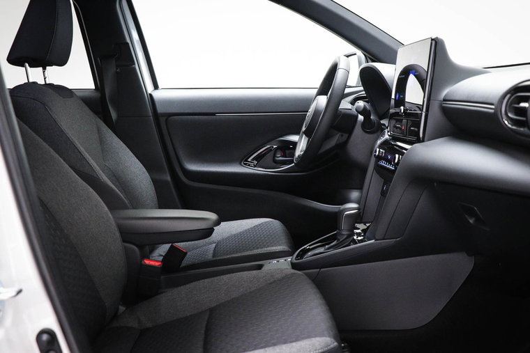 Vehicle Image 9