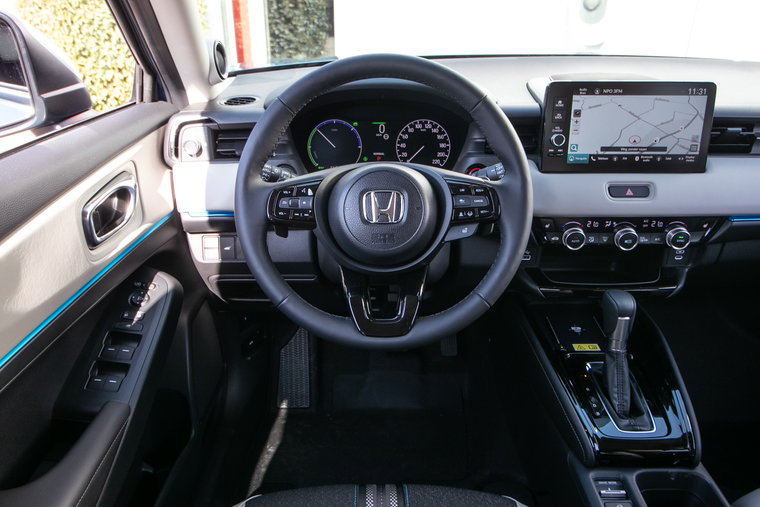 Vehicle Image 17