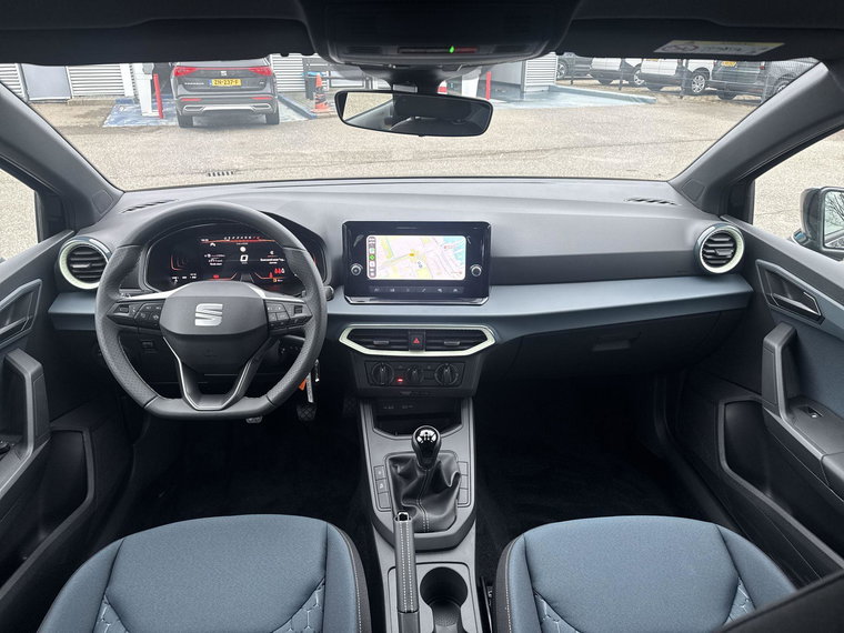Vehicle Image 21