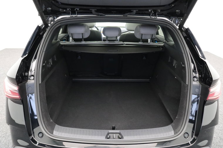 Vehicle Image 45