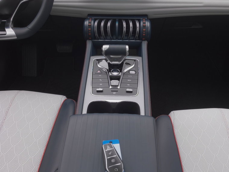 Vehicle Image 12