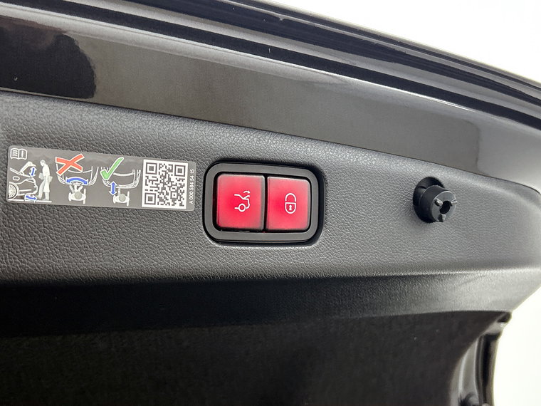 Vehicle Image 27