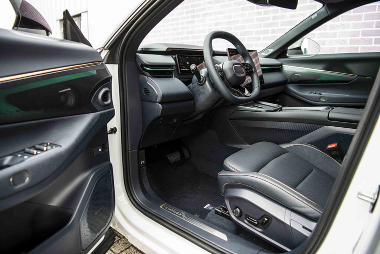 Vehicle Image 20