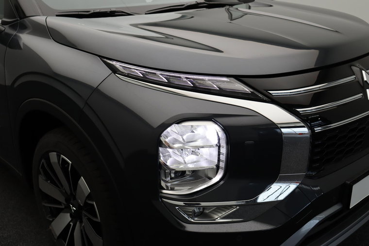 Vehicle Image 30