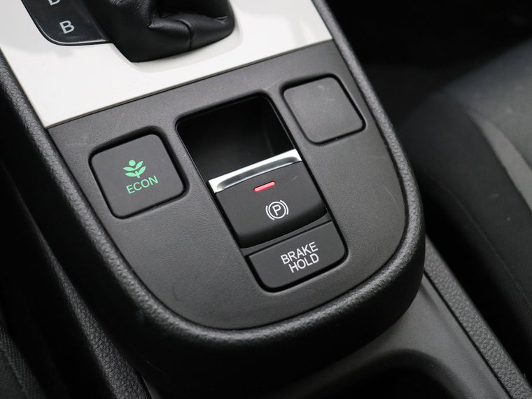 Vehicle Image 28