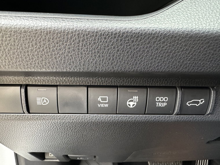 Vehicle Image 35