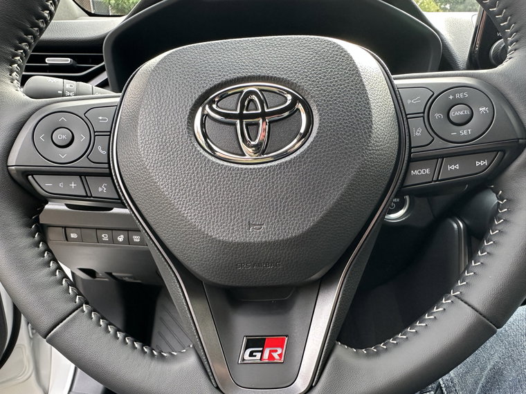 Vehicle Image 36