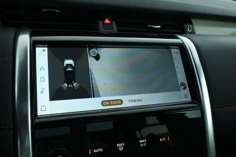 Vehicle Image 32