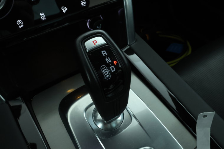 Vehicle Image 35