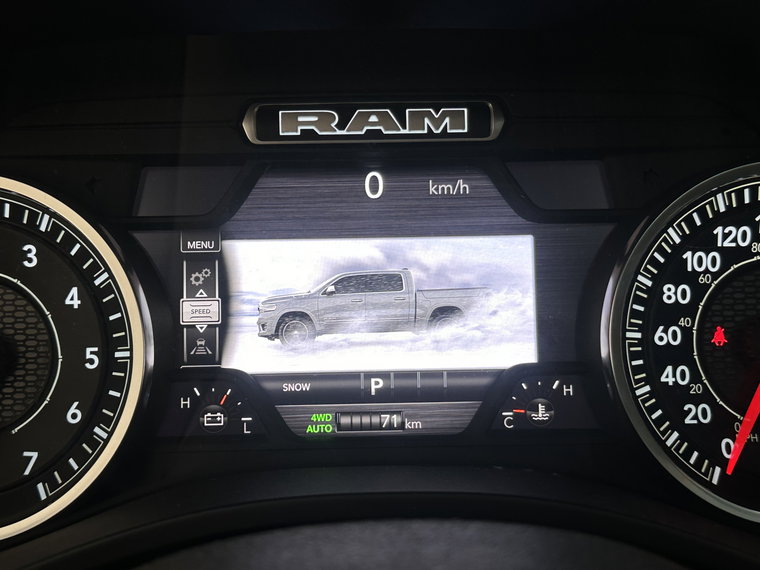 Vehicle Image 23