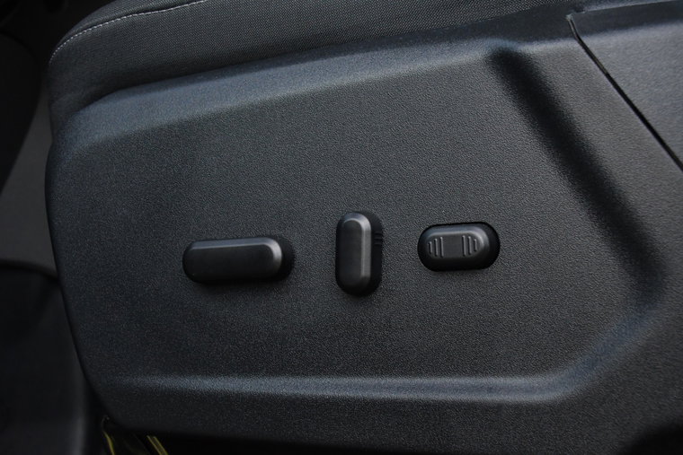 Vehicle Image 28
