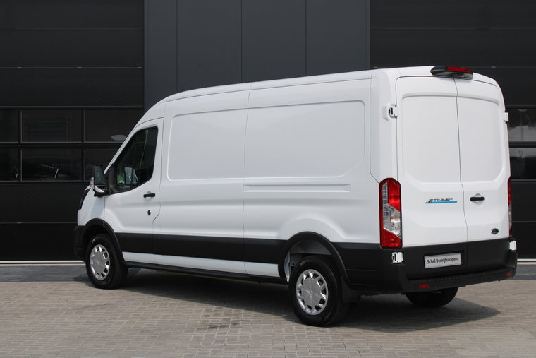 Vehicle Image 26