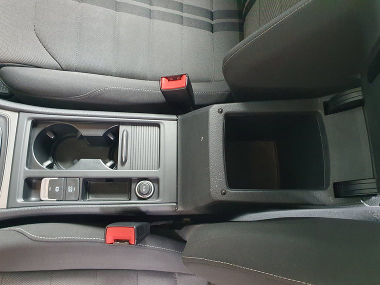 Vehicle Image 34