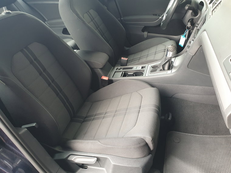 Vehicle Image 41